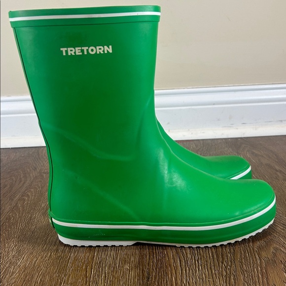 Tretorn Green Rubber Boots - Picture 2 of 8